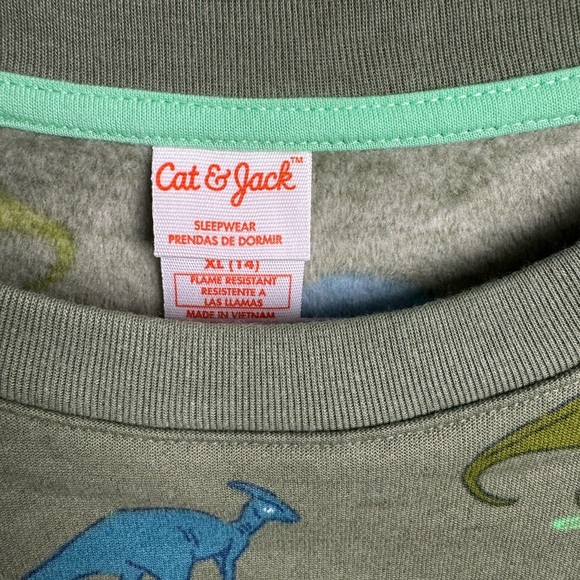 Cat And Jack Dinosaur Print Kids Sweatshirt Size XL, NWT - Picture 3 of 5